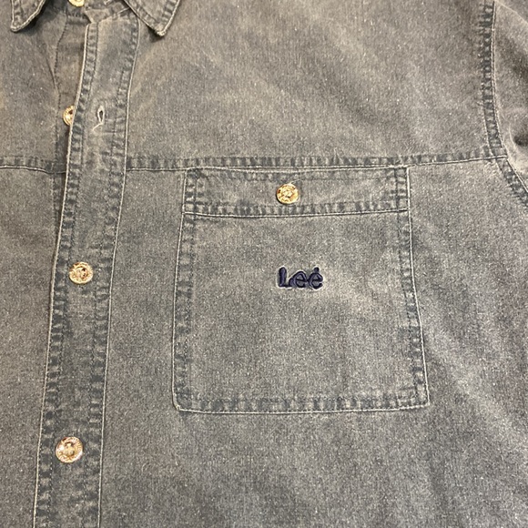 Lee 100% Cotton Button Shirt - Picture 5 of 8